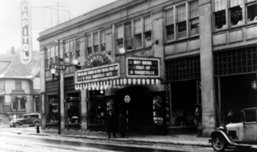 Black and white photo of theatre facade. Oldest photo of the Capitol theatre.